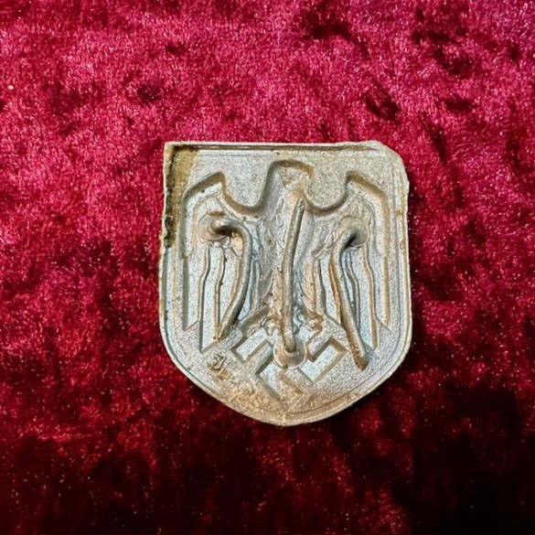 WW2 German Afrikorp Badge 2